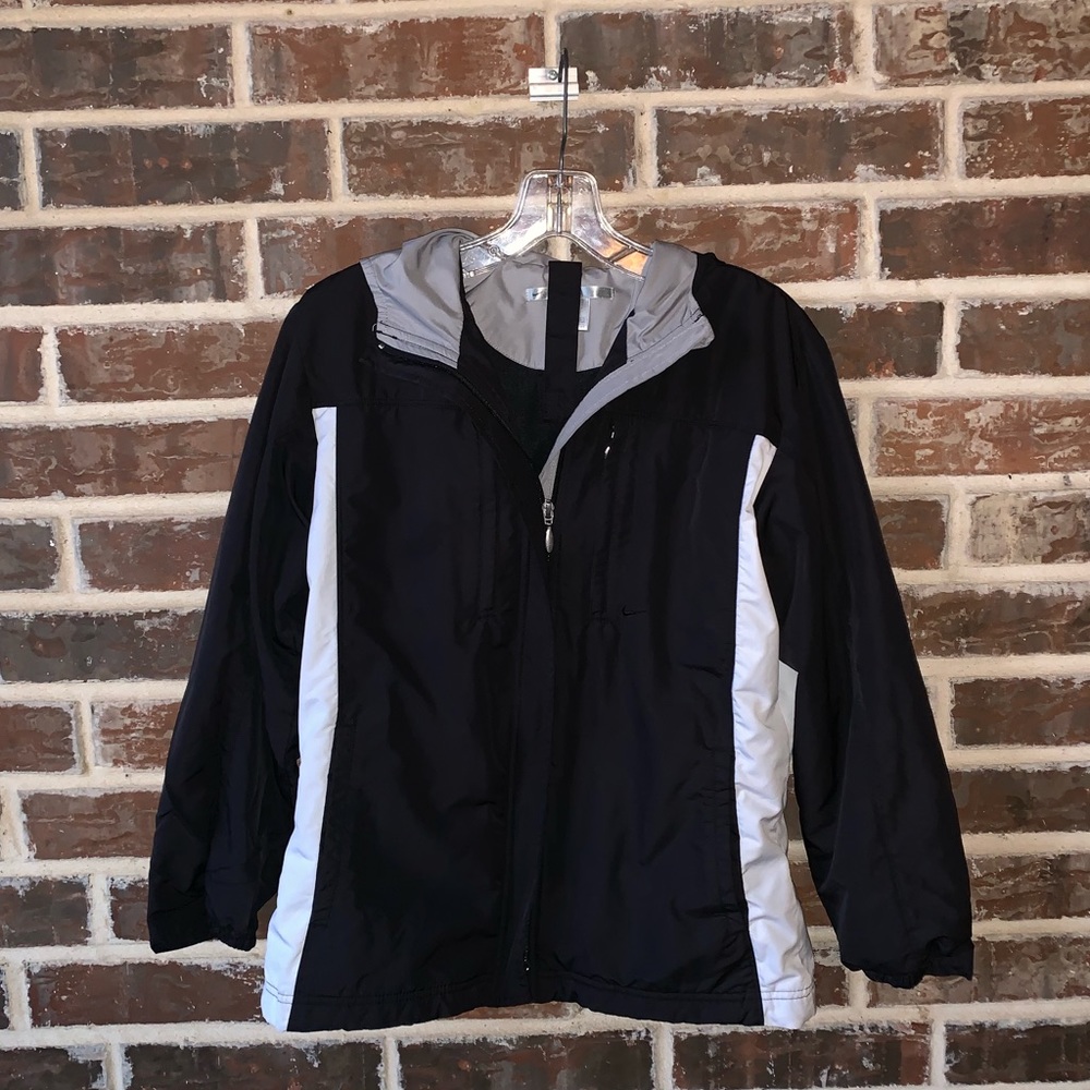 XS Black & White Nike Jacket